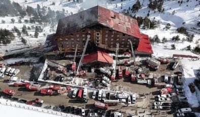 Kartalkaya otel yangınında yeni görüntüler ortaya çıktı! Yangın tüpünü kullanmadan kaçmışlar