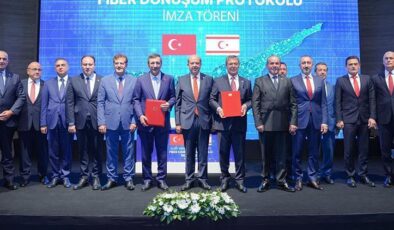 KKTC’nin fiber altyapısı için imzalar atıldı