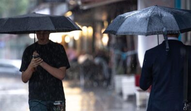 Meteoroloji’nin İstanbul’daki yağış beklentisi değişti | İşte sağanağın etkili olacağı tarih