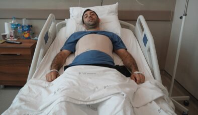 Nadir görülen vaka… Karın ağrısıyla gitti ameliyata alındı! Karnından 2 buçuk kiloluk kitle çıktı